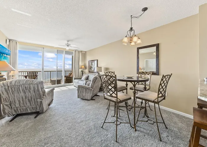 Club Apartment *